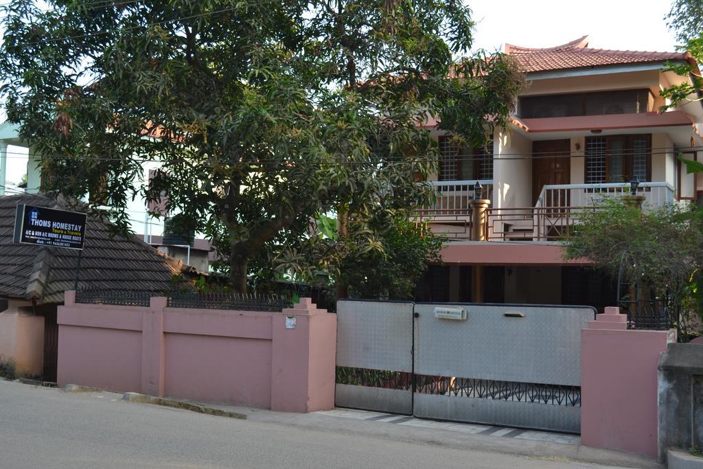 Thoms Beach Homestay Alappuzha Esterno foto