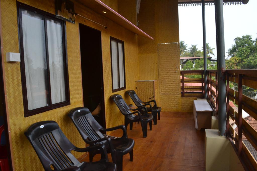 Thoms Beach Homestay Alappuzha Esterno foto