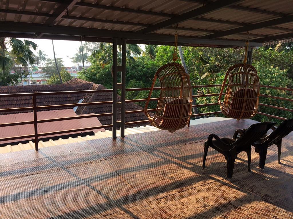 Thoms Beach Homestay Alappuzha Esterno foto