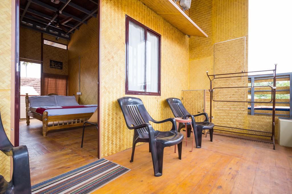 Thoms Beach Homestay Alappuzha Esterno foto